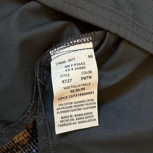 NWT Cherokee Women’s Core Stretch Scrub Top in Pewter Gray Size Medium - Picture 10 of 15